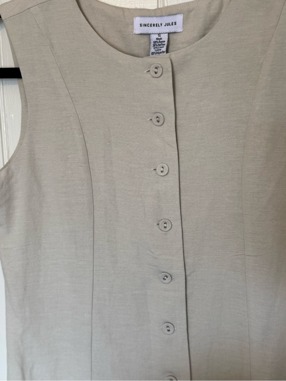 Beige Button-Front Dress - Picture 3 of 4